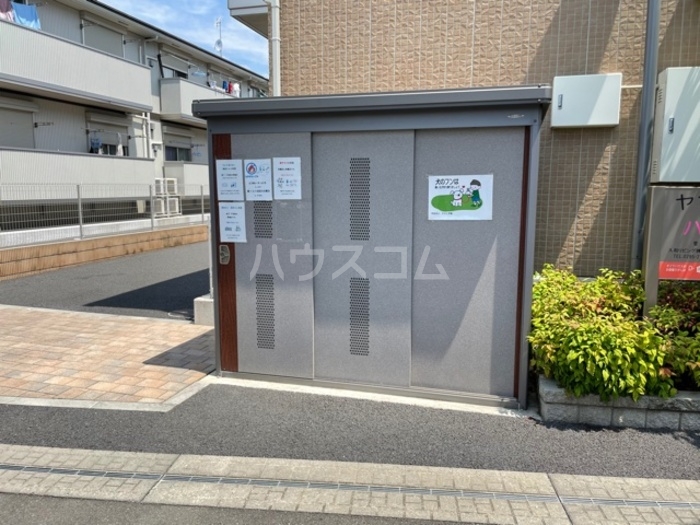 18/22 エントランス