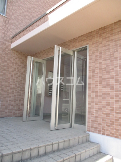 20/28 エントランス