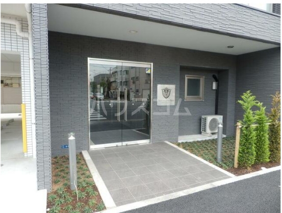 14/16 エントランス