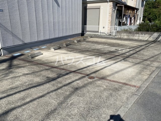 20/24 駐車場