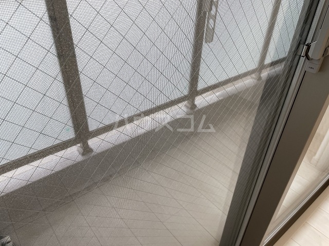 20/27 バルコニー