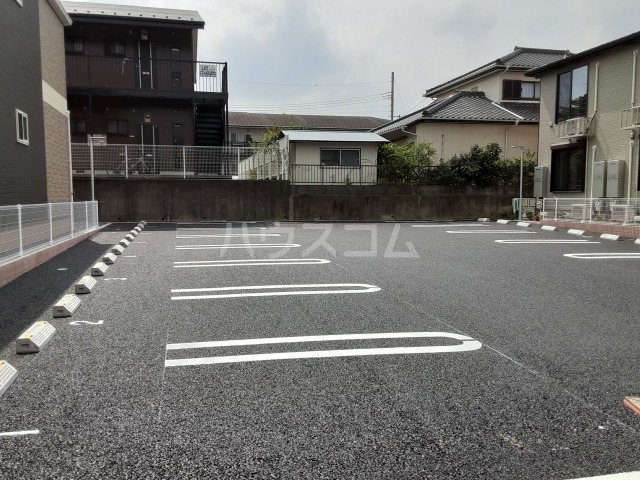 2/7 駐車場