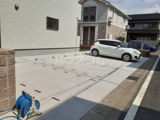 26/30 駐車場