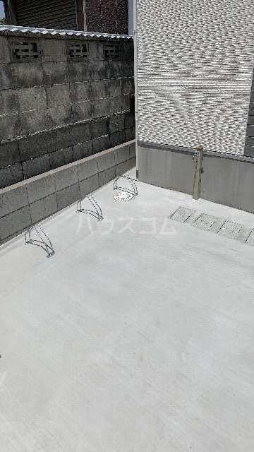28/30 駐車場