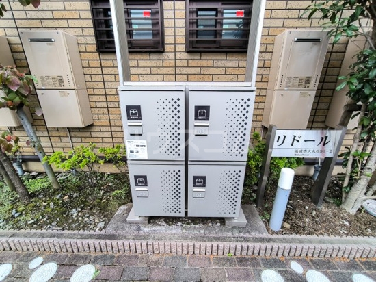 26/30 エントランス