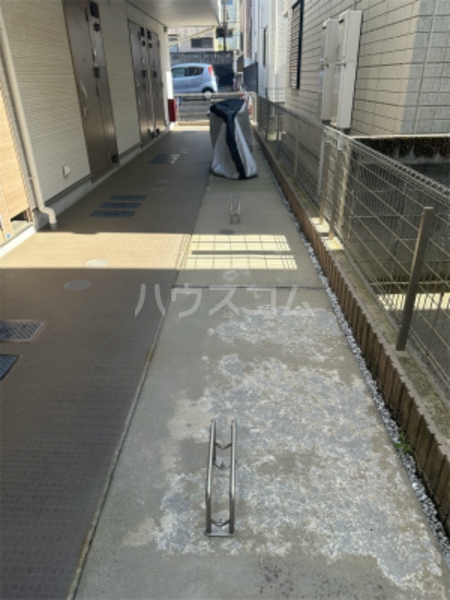 24/25 駐車場