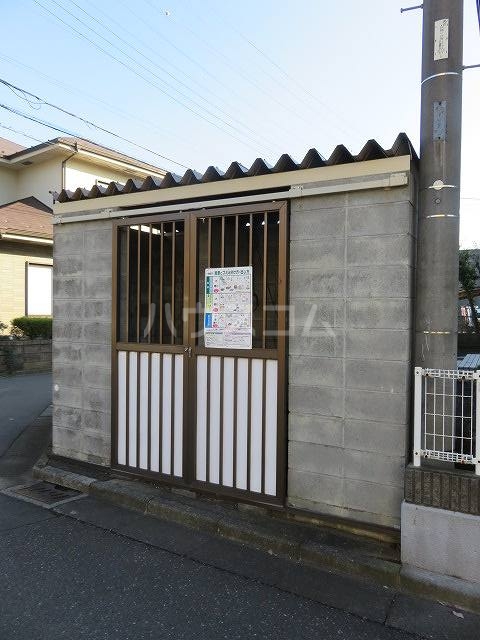 20/27 エントランス