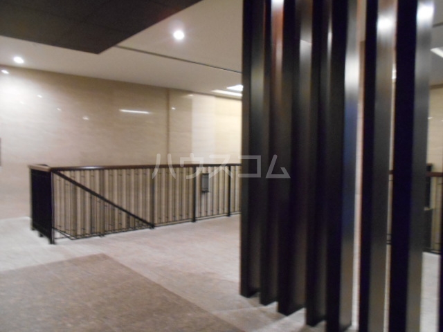 8/11 エントランス