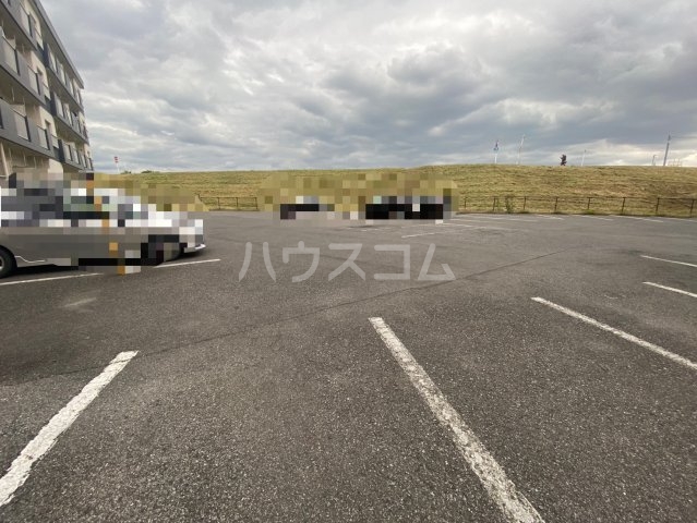 29/30 駐車場