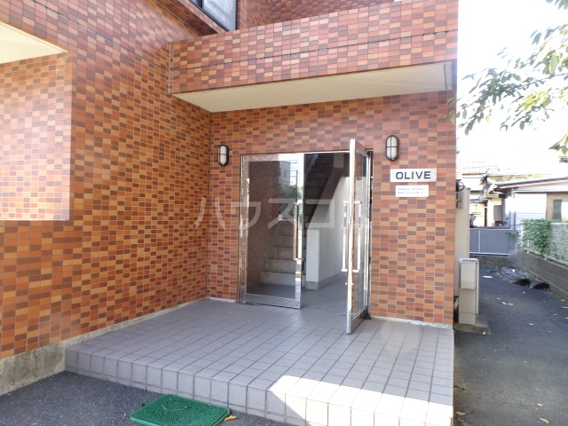 16/25 エントランス