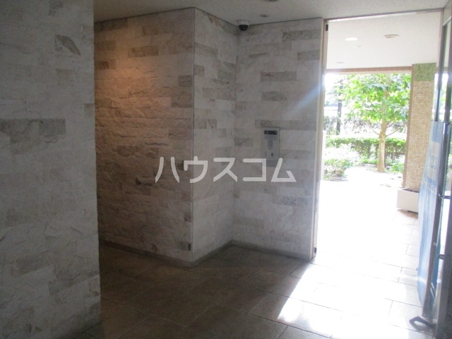 19/24 エントランス