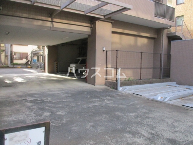 20/24 駐車場