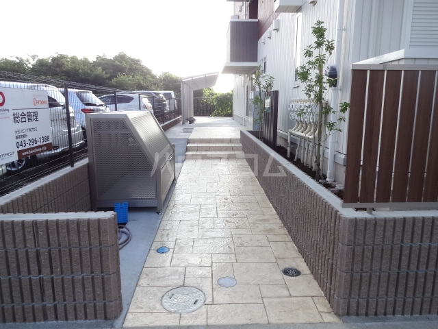 29/30 エントランス