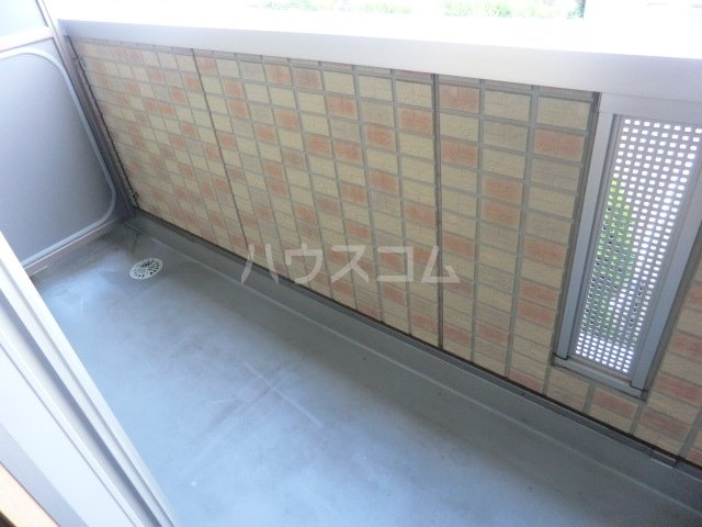 23/30 バルコニー