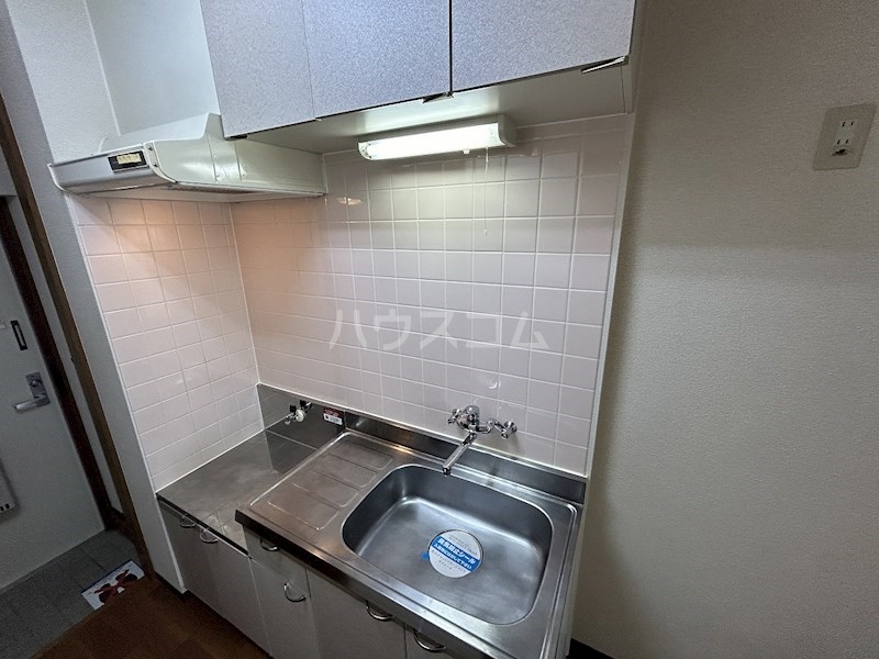 13/30 キッチン