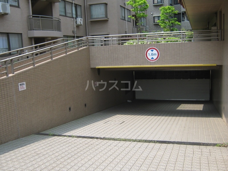 3/12 駐車場