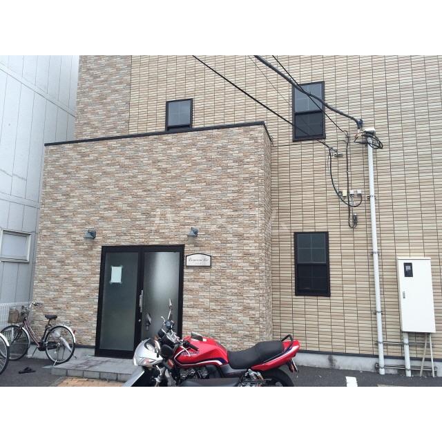 3/10 エントランス