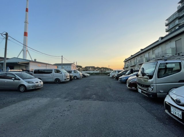 21/27 駐車場