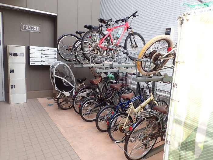 14/16 エントランス