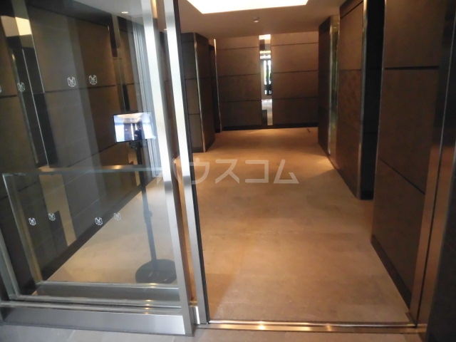 2/6 エントランス