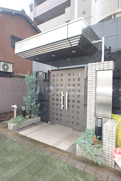 20/29 エントランス