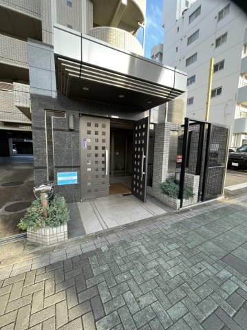 21/29 エントランス