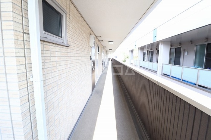 15/17 エントランス