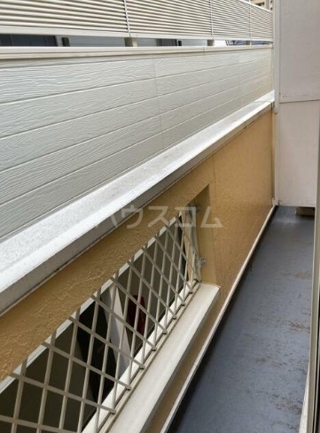 13/17 バルコニー