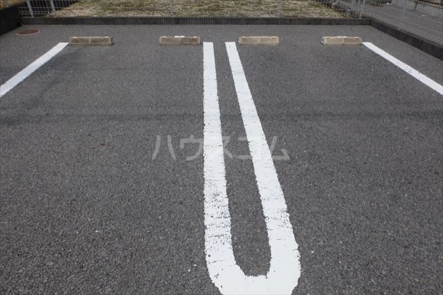 21/27 駐車場