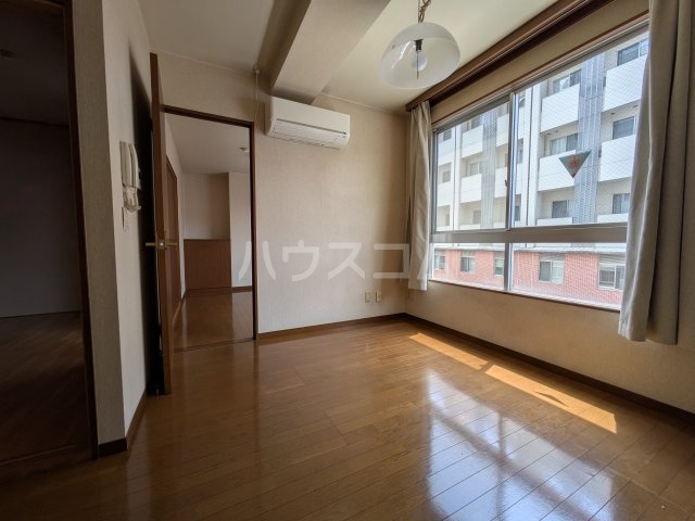 13/22 バルコニー