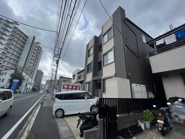 2/30 外観