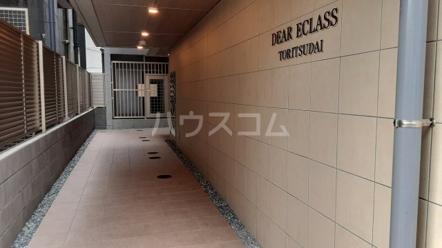 2/5 エントランス