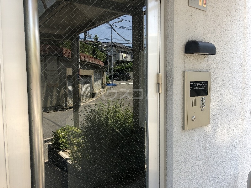 2/6 エントランス