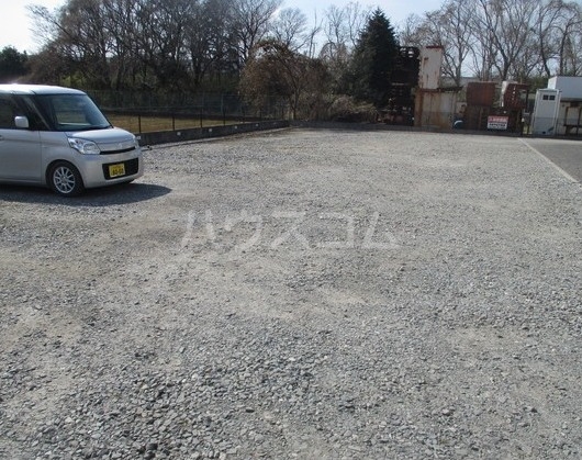 19/20 駐車場