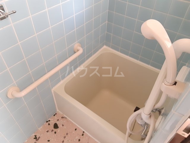 13/29 浴室