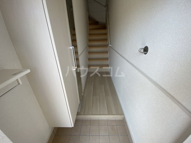 13/30 玄関