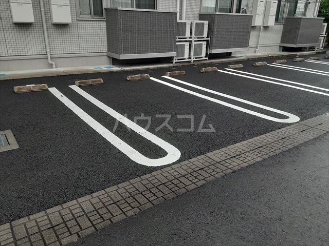 21/29 駐車場