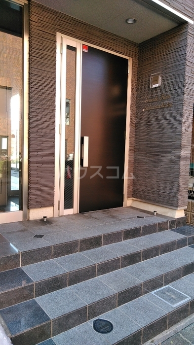 2/6 エントランス