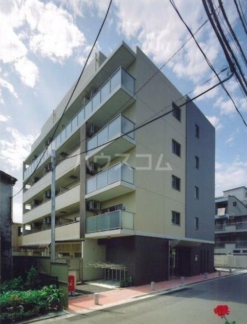 14/15 エントランス