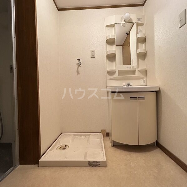 13/28 洗面