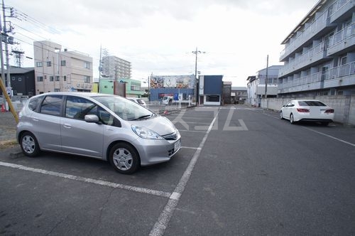14/23 駐車場