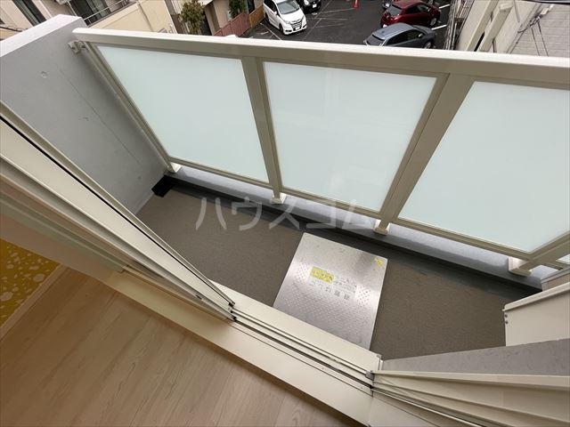 21/30 バルコニー