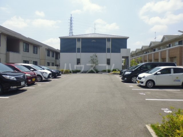 21/30 駐車場
