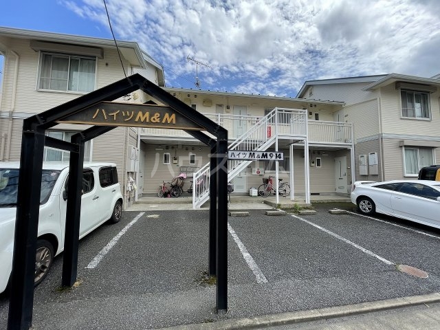 21/30 エントランス