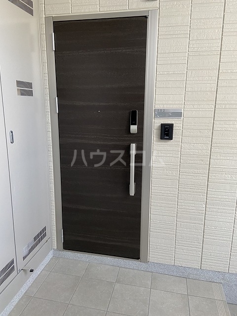 21/29 エントランス