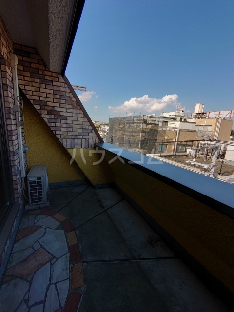 18/29 バルコニー