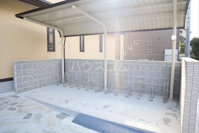 2/5 エントランス