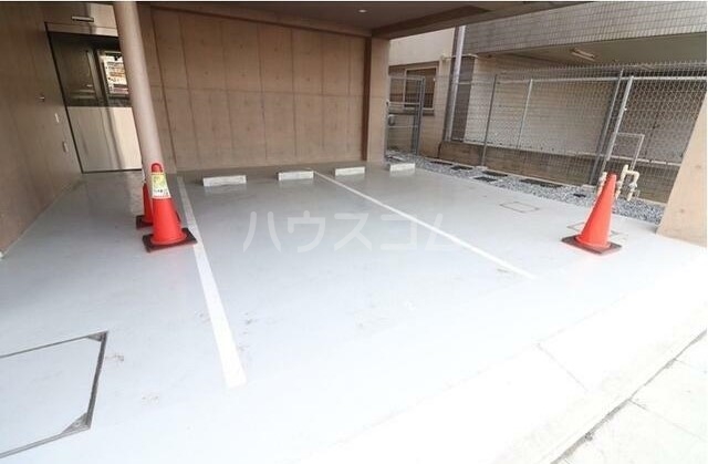 4/12 駐車場