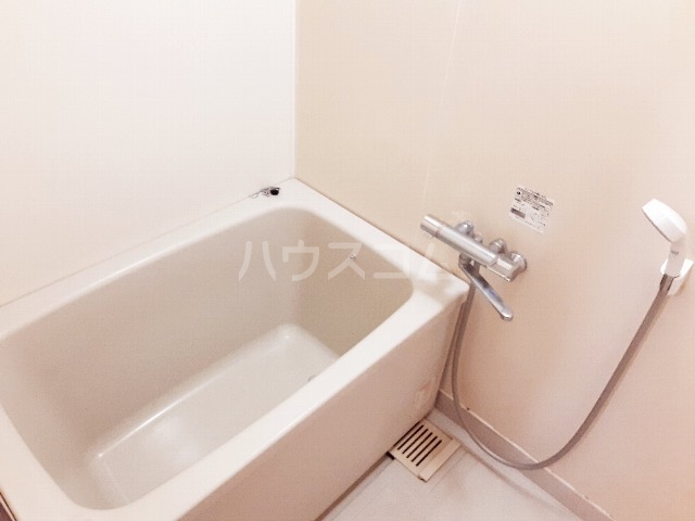 16/30 浴室