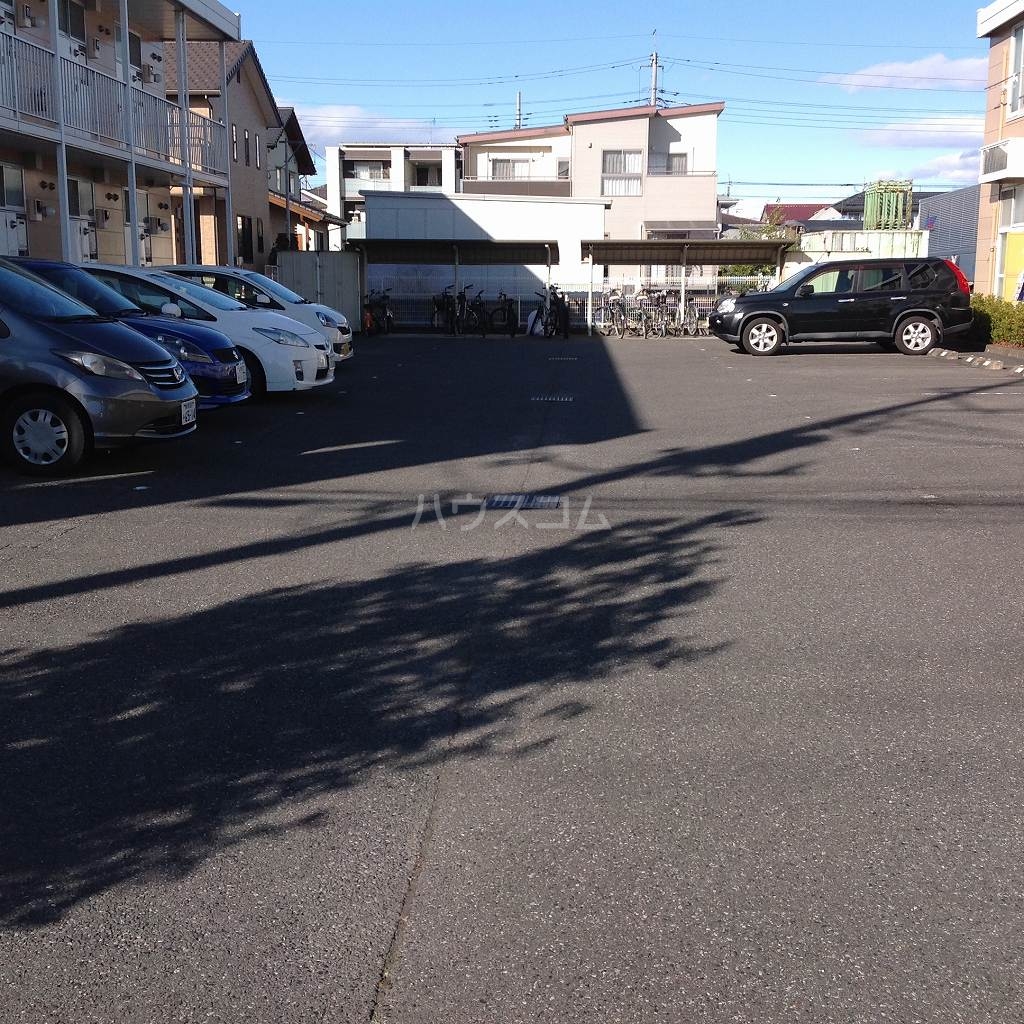 17/27 駐車場